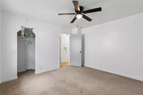Bedroom - 1110 E 6th St, Cushing, OK 74023 photo 6 of 7