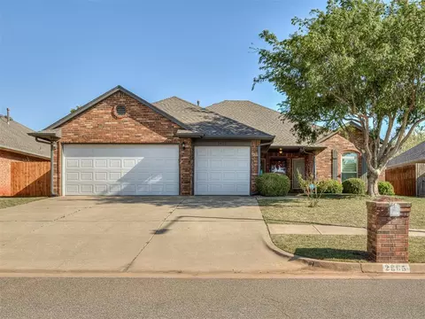2805 NW 166th St, Edmond, OK 73012