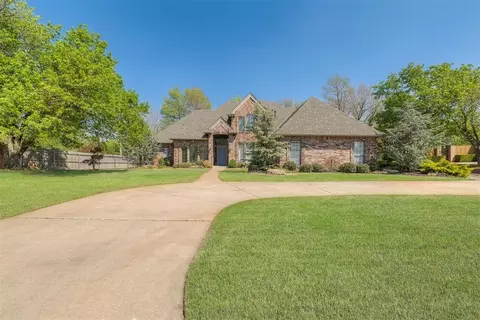1009 Glenridge Dr, Edmond, OK 73013