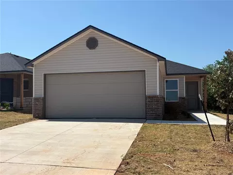 1107 Colt Dr, Guthrie, OK 73044