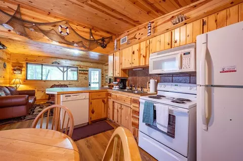 Kitchen - 54 Moray Rd, Broken Bow, OK 74728 photo 2 of 2