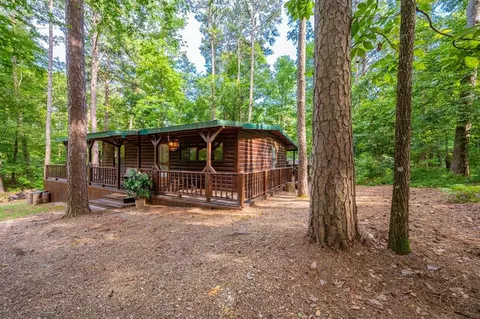 54 Moray Rd, Broken Bow, OK 74728