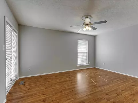 Living - 409 Alpine Dr, Norman, OK 73072 photo 6 of 6