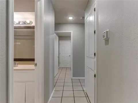 Entry Way - 409 Alpine Dr, Norman, OK 73072 photo 2 of 2