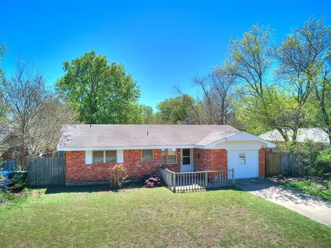 1206 Beaumont St, Norman, OK 73071