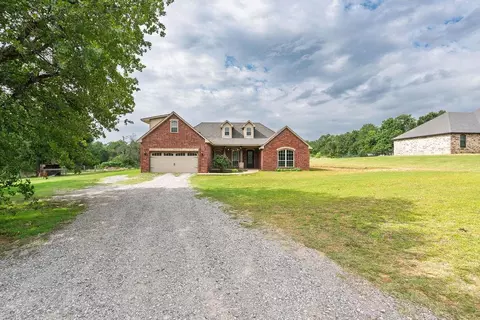 33705 Waco Rd, Shawnee, OK 74801