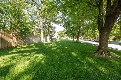 3133 Walnut Rd, Norman, OK 73072