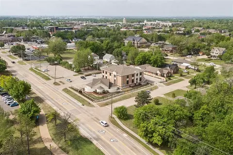 329 E Wayne Ave, Edmond, OK 73034 photo 6