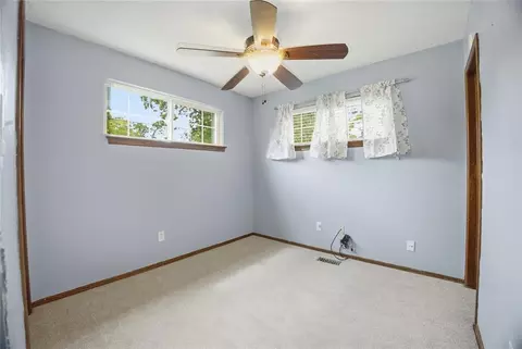 Bedroom - 415643 E 1093 Rd, Checotah, OK 74426 photo 4 of 9