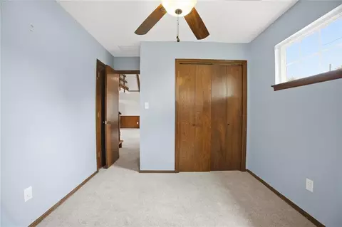 Bedroom - 415643 E 1093 Rd, Checotah, OK 74426 photo 5 of 9