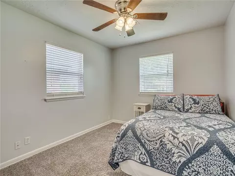 Bedroom - 819 E Mosier St, Norman, OK 73071 photo 2 of 3