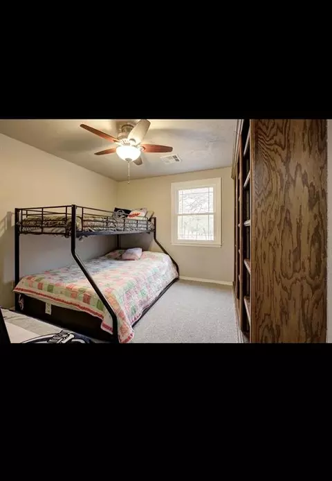 Bedroom - 21024 Judy Cir, Mcloud, OK 74851 photo 5 of 5