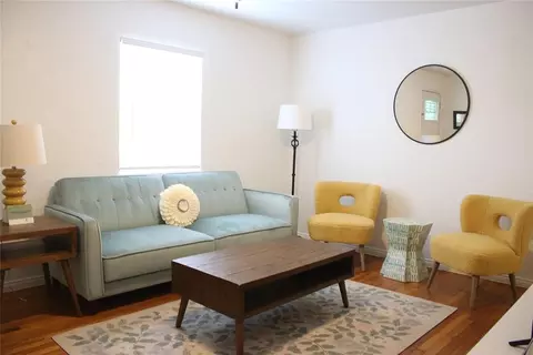 Living - 708 W Eufaula St, Norman, OK 73069 photo 3 of 3