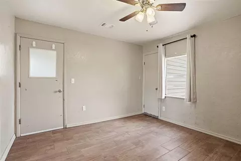 Bedroom - 313 E Davis Ave, Tipton, OK 73570 photo 1 of 4
