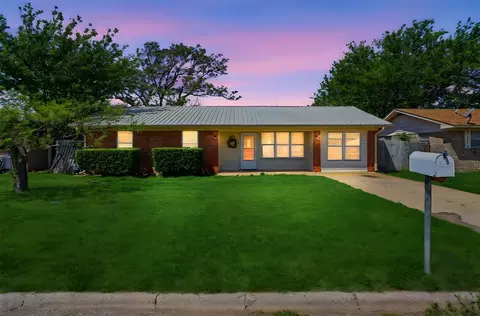 1511 D St, Snyder, OK 73566