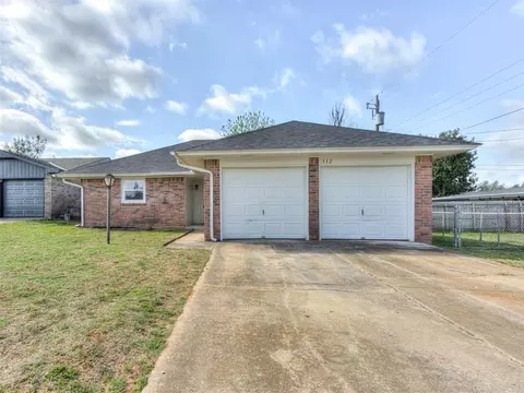 Exterior - 312 Elder Ln, Mustang, OK 73064 photo 2 of 5