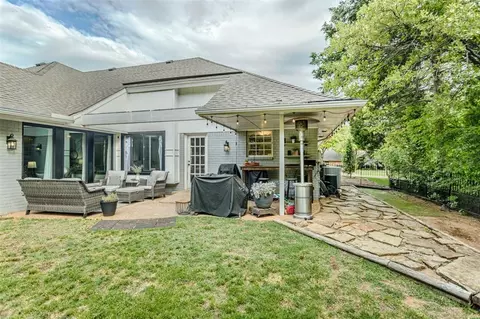 612 Timber Ridge Rd, Edmond, OK 73034
