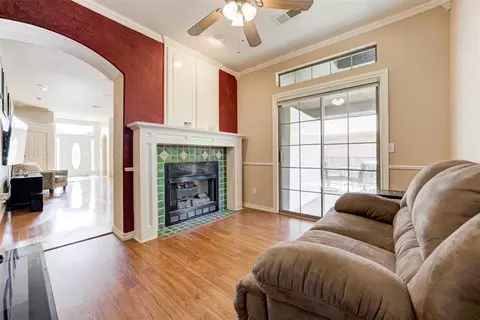 Living - 1137 Pinehurst Dr, Norman, OK 73072 photo 6 of 6