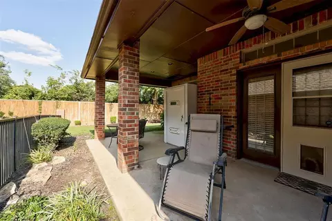 Exterior - 1137 Pinehurst Dr, Norman, OK 73072 photo 3 of 7