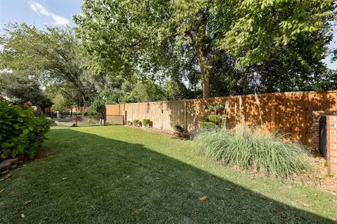 Exterior - 1137 Pinehurst Dr, Norman, OK 73072 photo 7 of 7
