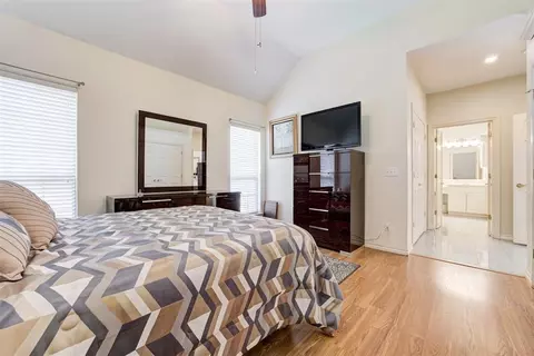 Bedroom - 1137 Pinehurst Dr, Norman, OK 73072 photo 3 of 5