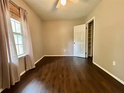 Bedroom - 623 W Morgan Dr, Guthrie, OK 73044 photo 3 of 5