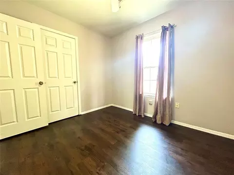 Bedroom - 623 W Morgan Dr, Guthrie, OK 73044 photo 4 of 5