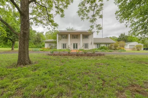 1617 Ridgeway Rd, Oklahoma City, OK 73131
