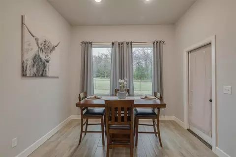 Dining - 9500 Megans Way, Mcloud, OK 74851 photo 1 of 1