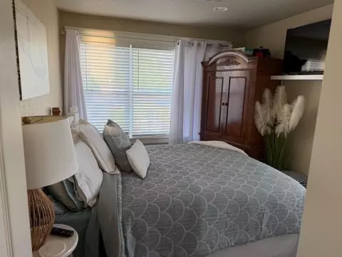 Bedroom - 514 N J St, Eufaula, OK 74432 photo 3 of 8