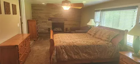 Bedroom - 514 N J St, Eufaula, OK 74432 photo 4 of 8