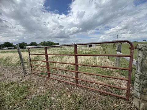 2110 E Sooner Rd, Tuttle, OK 73089