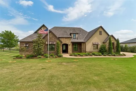 21484 S Sawtooth Cir, Edmond, OK 73012