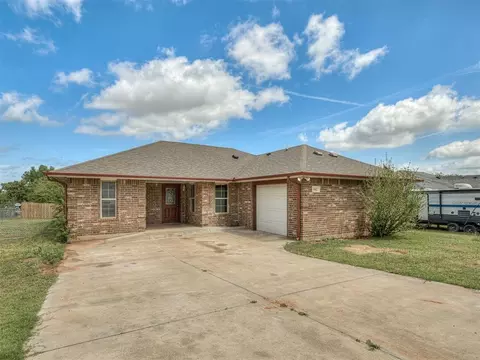 663 SW 12th St, Blanchard, OK 73010