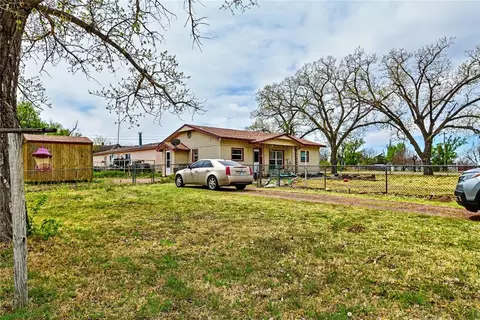 121 W 3rd St, Fargo, OK 73840 photo 5