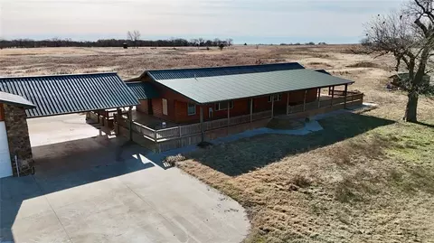 1774 N 376 Rd, Wetumka, OK 74883