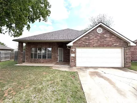21876 Homesteaders Pl, Edmond, OK 73012