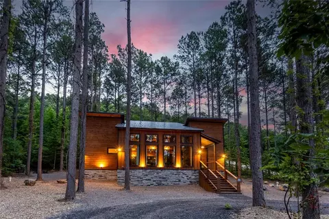 211 Western Pine Trl, Broken Bow, OK 74728