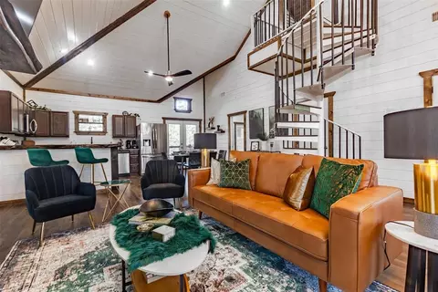 Living - 870 W Eagle Mountain Trl, Broken Bow, OK 74728 photo 1 of 3