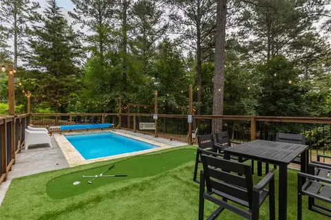 Exterior - 870 W Eagle Mountain Trl, Broken Bow, OK 74728 photo 10 of 14