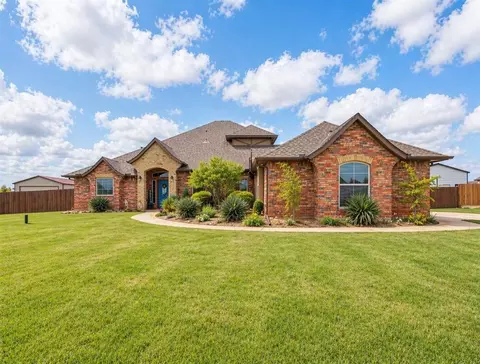 4745 Ranchero Dr, Edmond, OK 73025