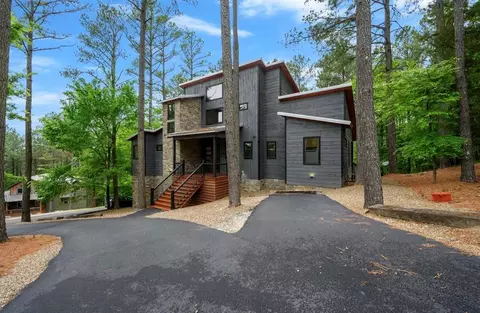 Exterior - 245 Gnarly Maple Trl, Broken Bow, OK 74728 photo 3 of 15