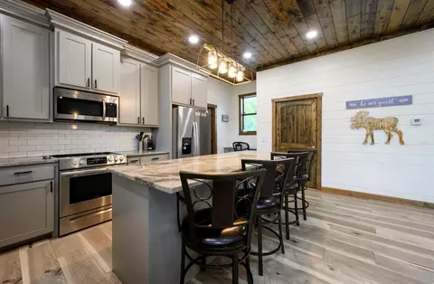 Kitchen - 245 Gnarly Maple Trl, Broken Bow, OK 74728 photo 1 of 4