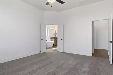 Bedroom - 1400 SW 159th St, Moore, OK 73170 photo 5 of 7