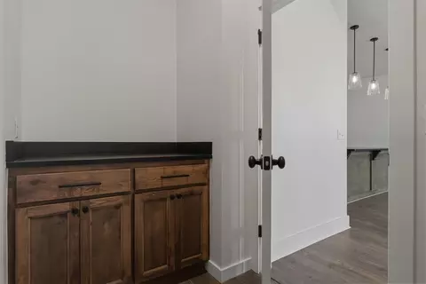 Entry Way - 1400 SW 159th St, Moore, OK 73170 photo 5 of 5