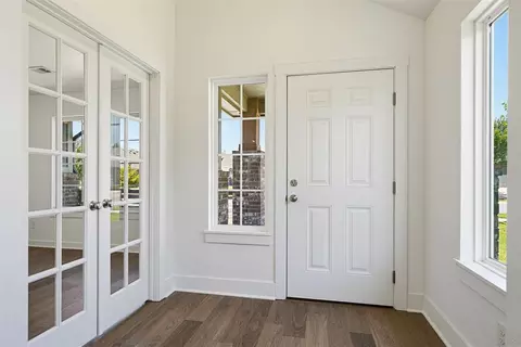 Entry Way - 440 Compass Dr, Yukon, OK 73099 photo 1 of 2