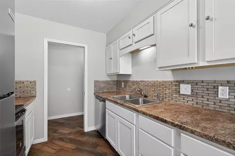 6748 NW 52nd St, Bethany, OK 73008 photo 10