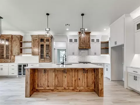 Kitchen - 8141 Longbow Dr, Arcadia, OK 73007 photo 1 of 4