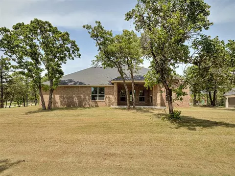Exterior - 8141 Longbow Dr, Arcadia, OK 73007 photo 6 of 9