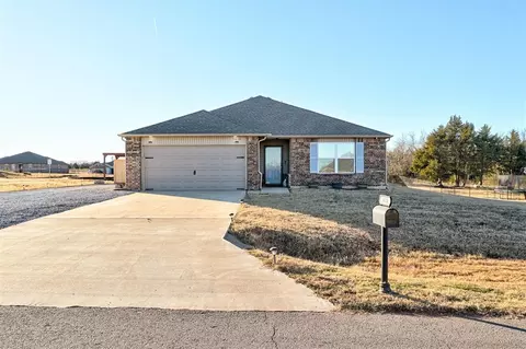 5610 Bent Creek Rd, Shawnee, OK 74804